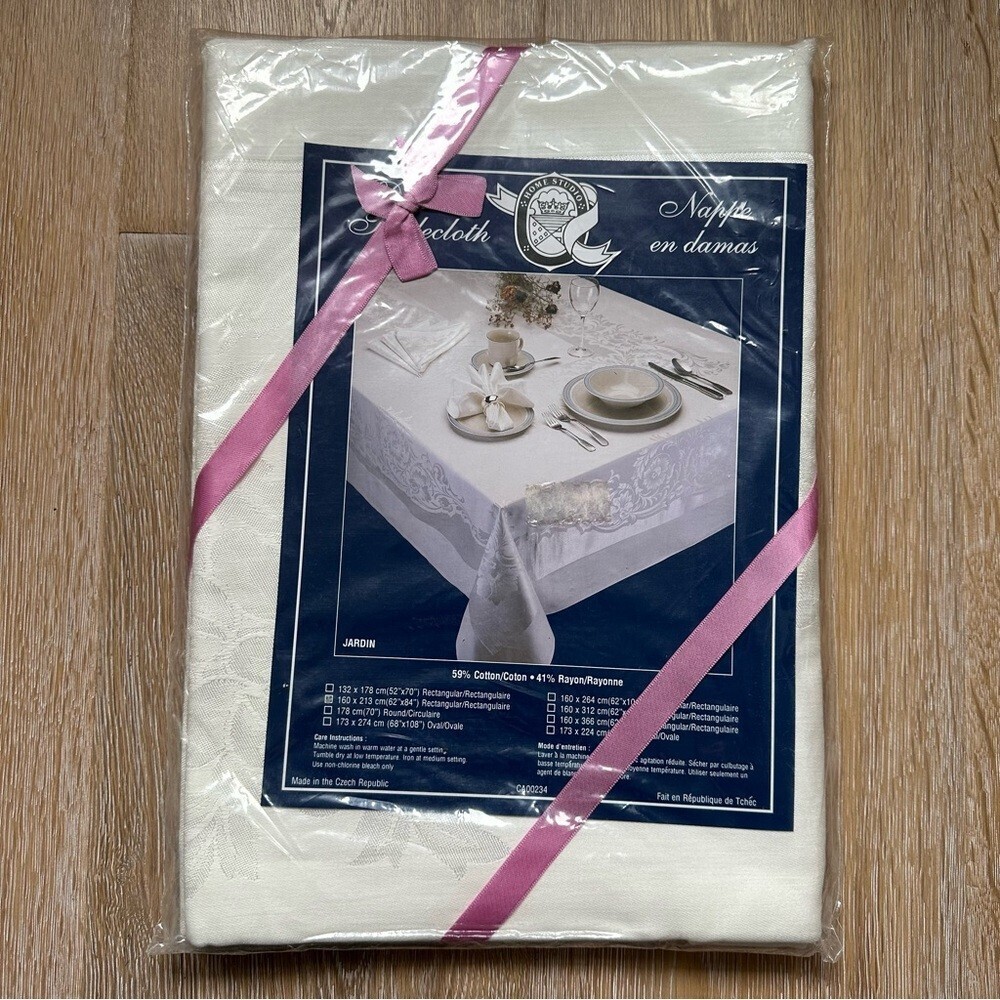 NOS NWT Vintage Home Studio Damask White Tablecloth - 62" by 84" Rectangular - Picture 6 of 7